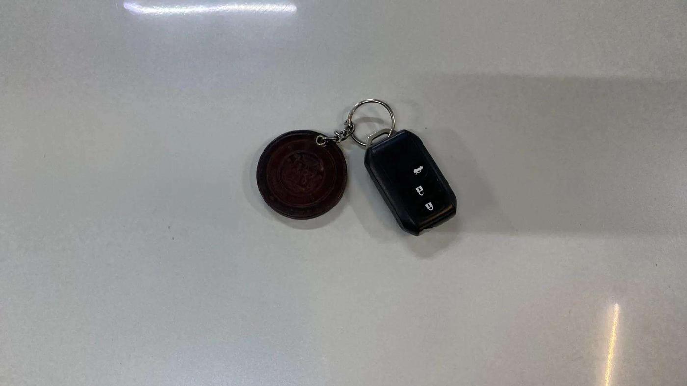 2018 Maruti Dzire ZDI, Diesel, Manual, 69,025 km, Key Close Up