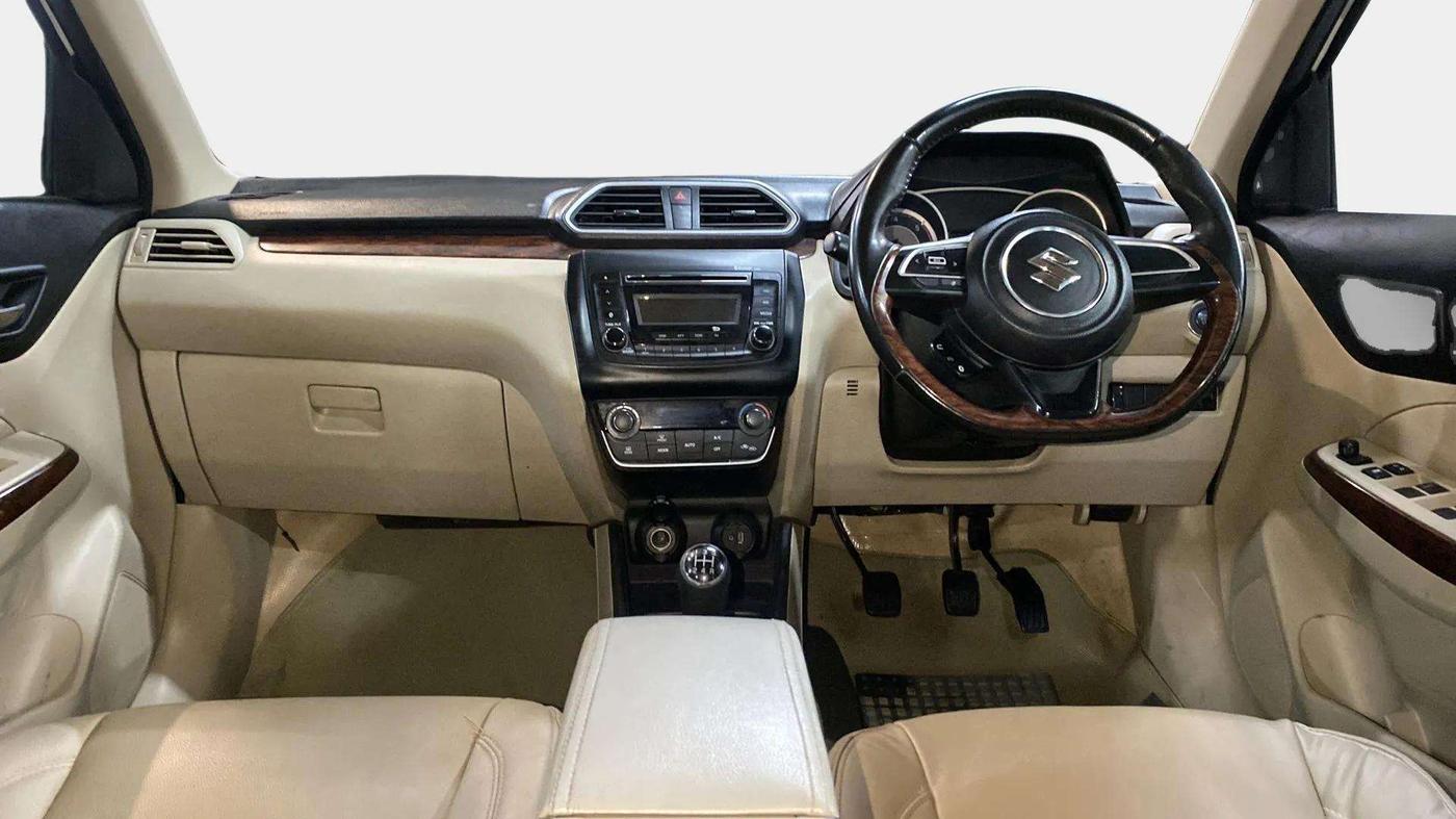 2018 Maruti Dzire ZDI, Diesel, Manual, 69,025 km, Dashboard