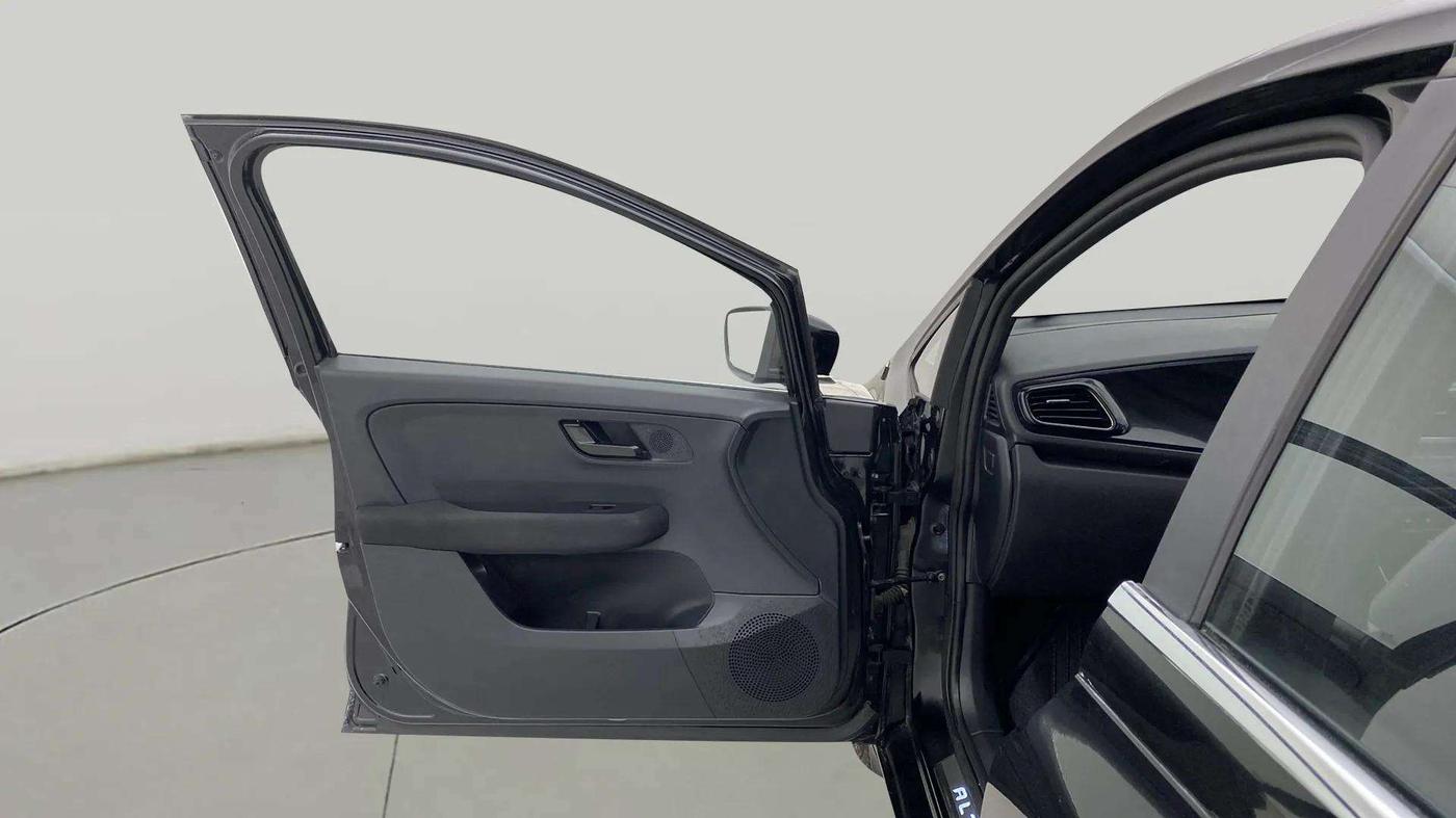2023 Tata ALTROZ  XZA Plus Sunroof Dark Edition, Petrol, Automatic, 8,975 km, LHS Front Door