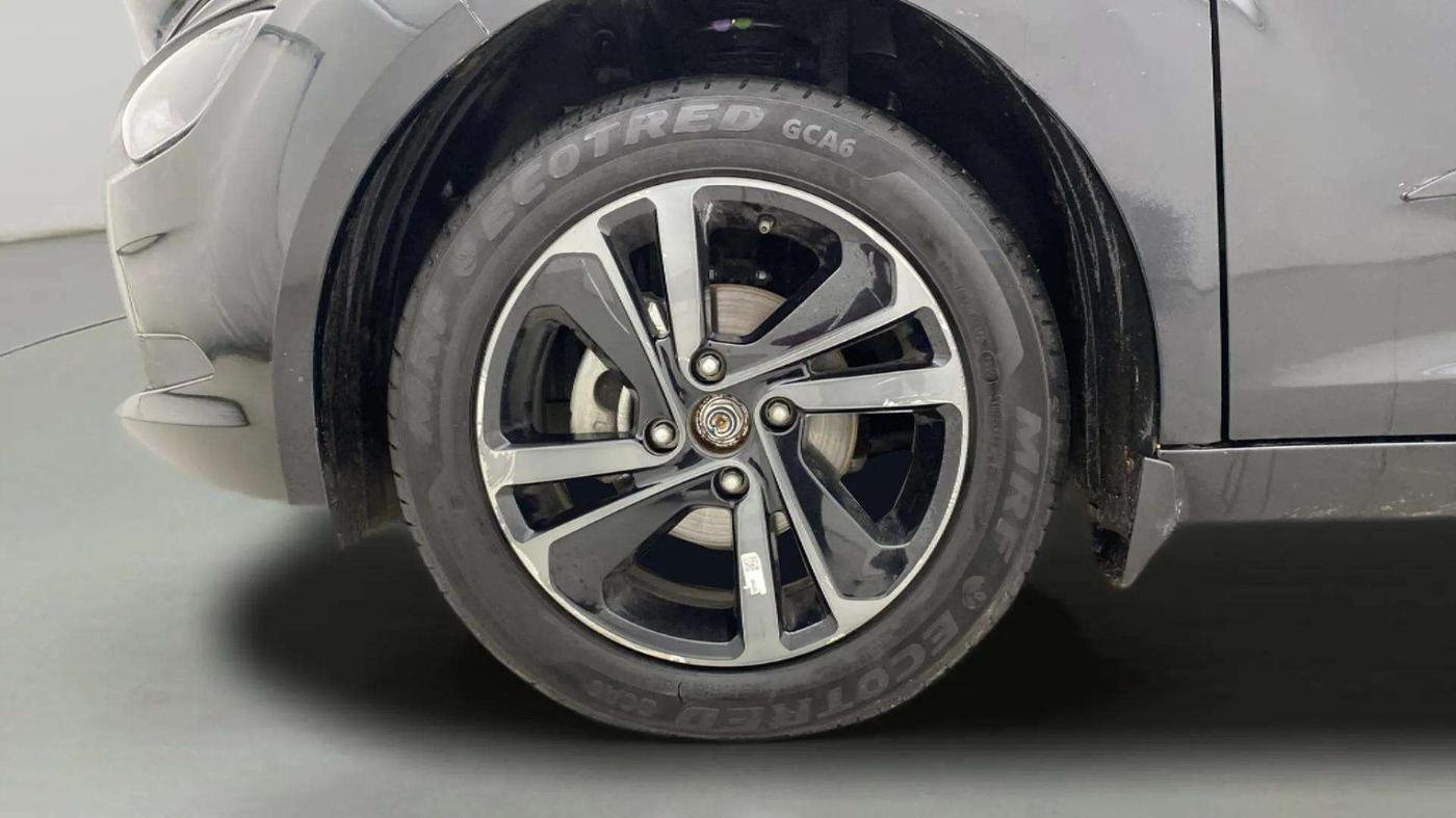 2023 Tata ALTROZ  XZA Plus Sunroof Dark Edition, Petrol, Automatic, 8,975 km, Left Front Wheel