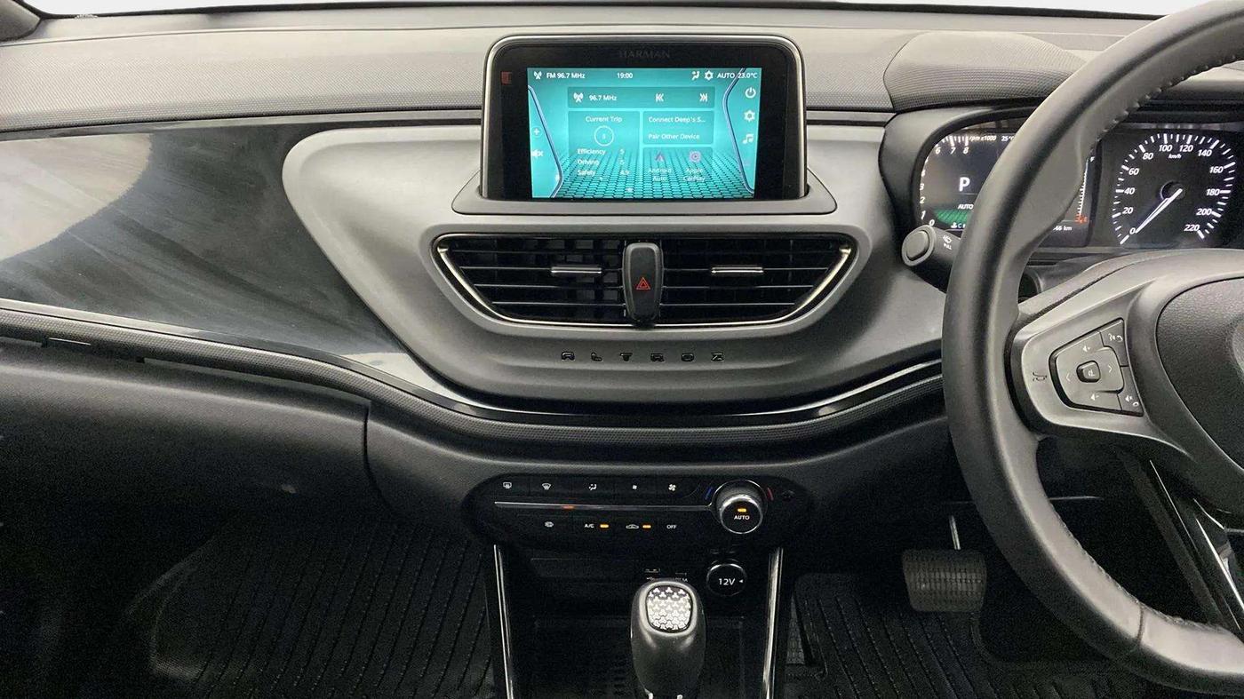 2023 Tata ALTROZ  XZA Plus Sunroof Dark Edition, Petrol, Automatic, 8,975 km, Air Conditioner