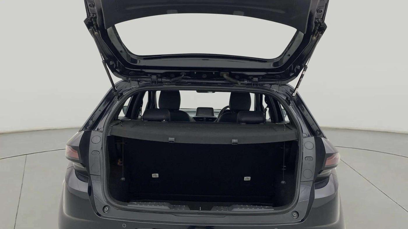 2023 Tata ALTROZ  XZA Plus Sunroof Dark Edition, Petrol, Automatic, 8,975 km, Boot Open Zoomed View