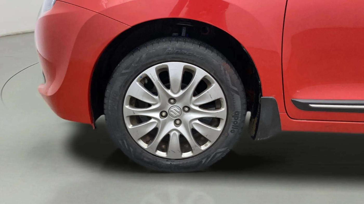 2016 Maruti Baleno ALPHA PETROL 1.2, Petrol, Manual, 36,235 km, Left Front Wheel