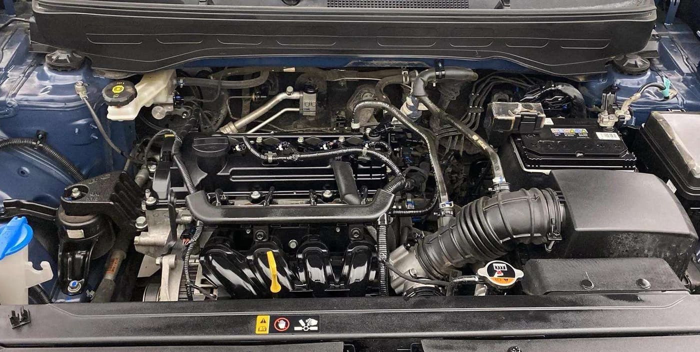 2022 Hyundai VENUE S 1.2, Petrol, Manual, 28,383 km, Engine View