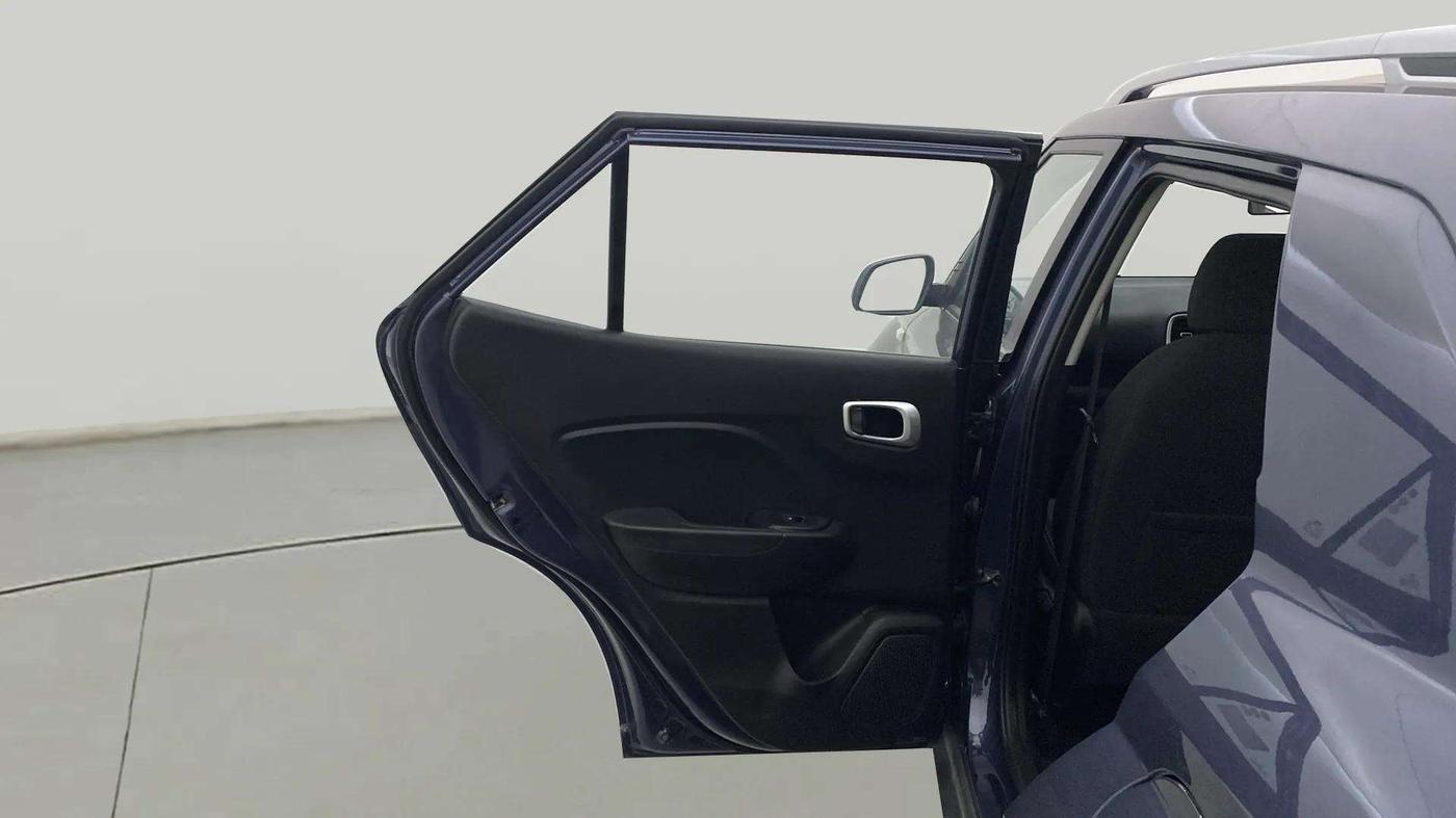 2022 Hyundai VENUE S 1.2, Petrol, Manual, 28,383 km, LHS Rear Door