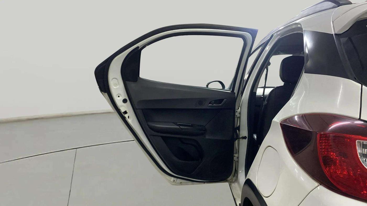 2022 Tata TIAGO NRG XT ICNG, CNG, Manual, 46,803 km, LHS Rear Door