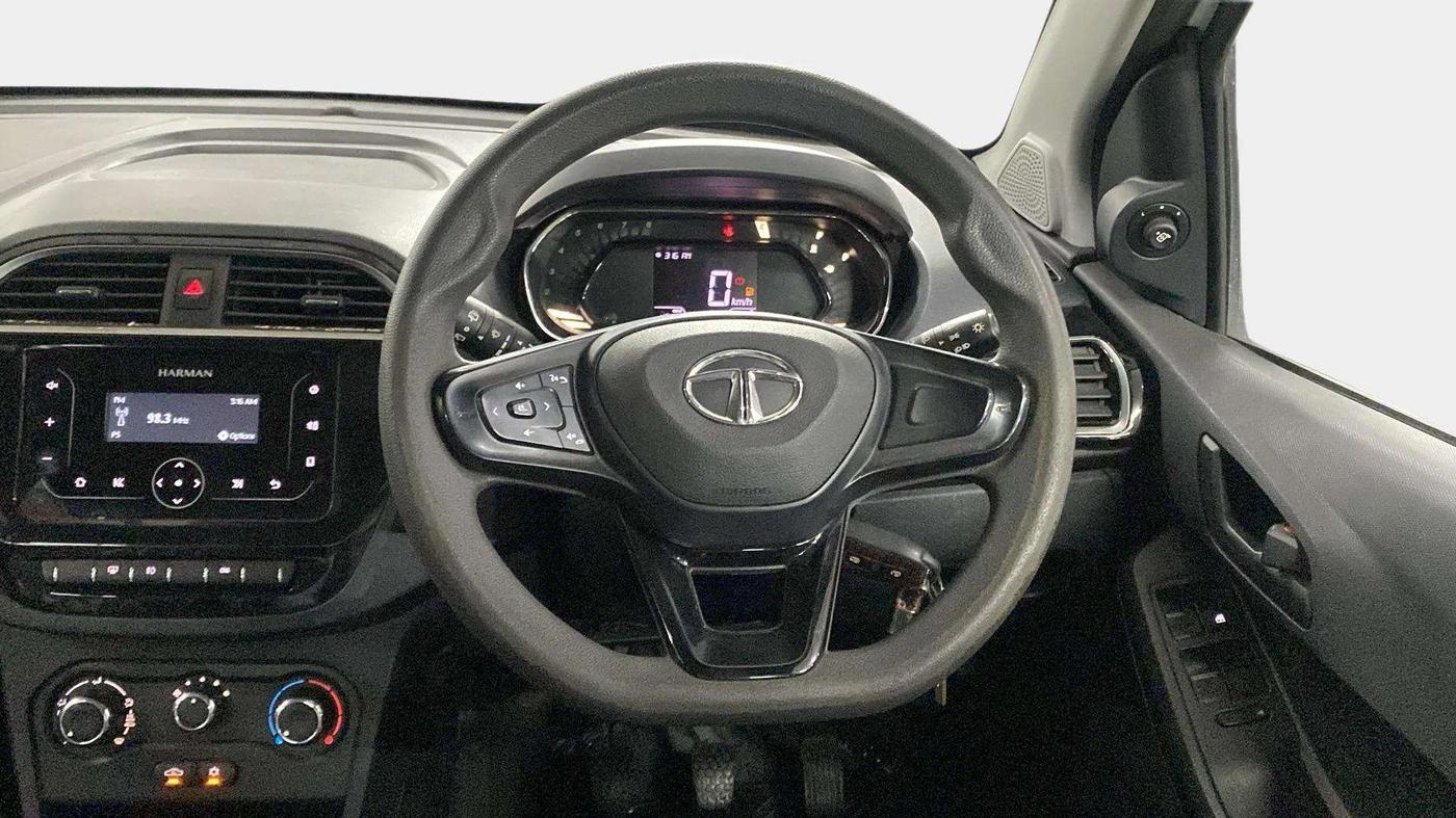 2022 Tata TIAGO NRG XT ICNG, CNG, Manual, 46,803 km, Steering Wheel Close Up