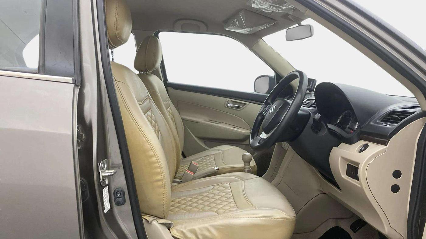2016 Maruti Swift Dzire ZXI, Petrol, Manual, 35,374 km, Right Side Front Door Cabin