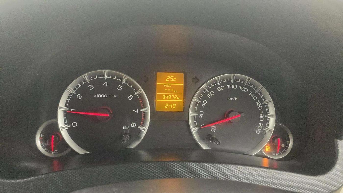2016 Maruti Swift Dzire ZXI, Petrol, Manual, 35,374 km, Odometer Image