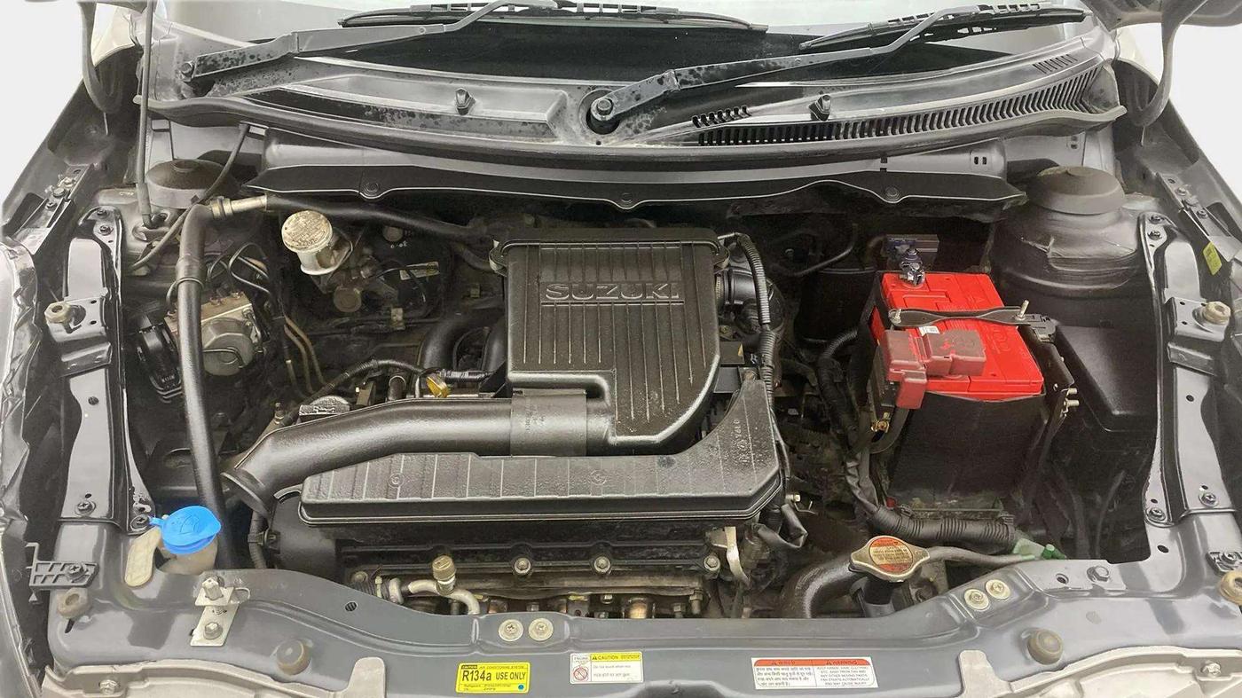 2016 Maruti Swift Dzire ZXI, Petrol, Manual, 35,374 km, Engine View