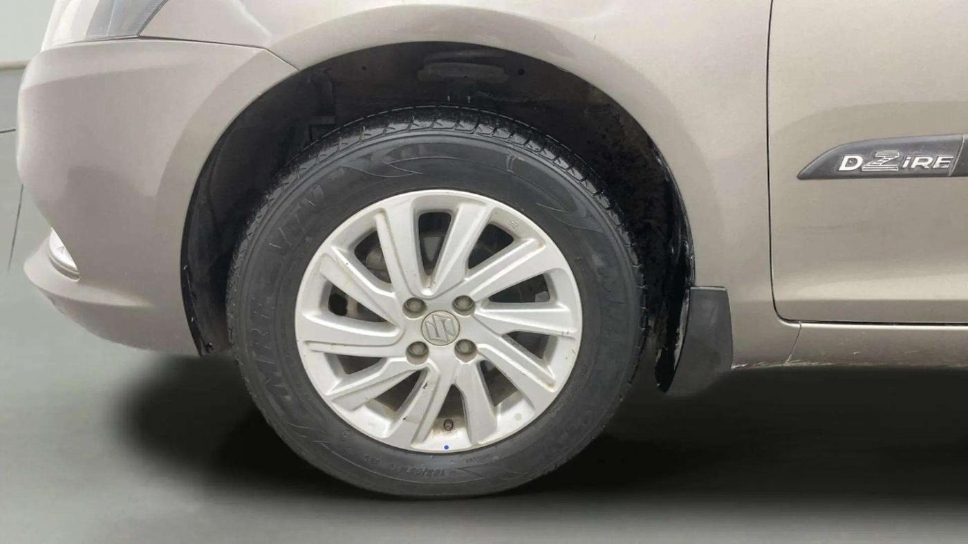 2016 Maruti Swift Dzire ZXI, Petrol, Manual, 35,374 km, Left Front Wheel