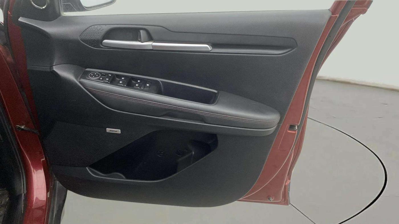 2021 KIA SONET GTX PLUS 1.0 IMT, Petrol, Manual, 74,180 km, Driver Side Door Panels Control