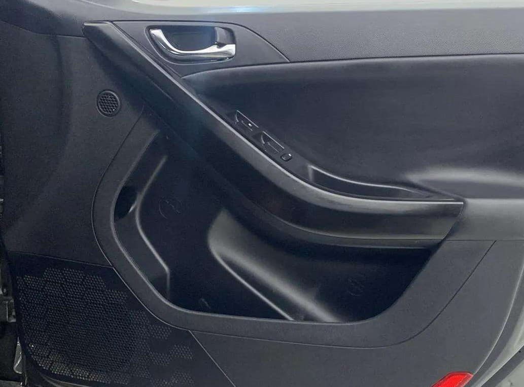 2023 Tata NEXON FEARLESS PLUS S 1.5 REVOTORQ 6 MT DT, Diesel, Manual, 27,885 km, Driver Side Door Panels Control