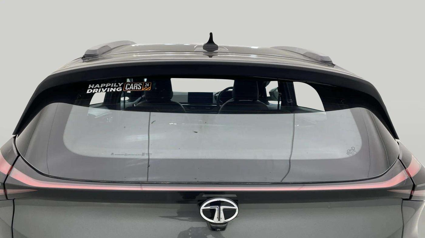 2023 Tata NEXON FEARLESS PLUS S 1.5 REVOTORQ 6 MT DT, Diesel, Manual, 27,885 km, Rear Windshield