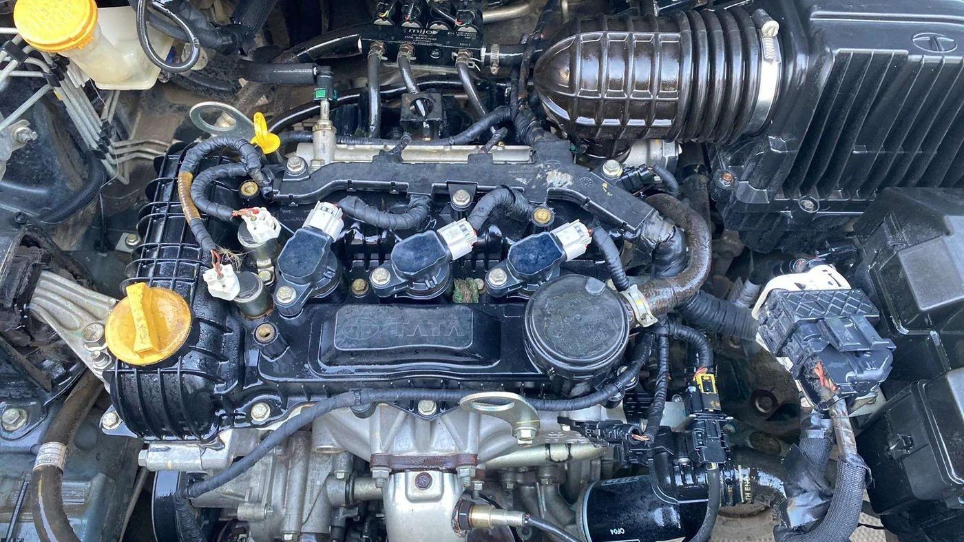 2020 Tata ALTROZ XT PETROL, CNG, Manual, 59,350 km, Open Bonet