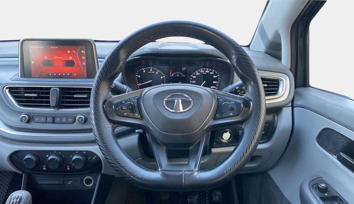 2020 Tata ALTROZ XT PETROL, CNG, Manual, 59,243 km, Steering Wheel Close Up