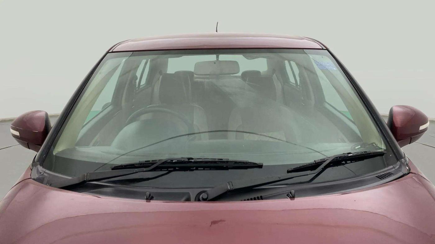 2015 Maruti Swift Dzire VXI, Petrol, Manual, 50,210 km, Front Windshield