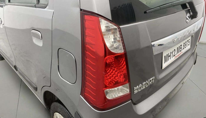 2015 Maruti Wagon R 1.0 VXI, Petrol, Manual, 64,548 km, Left tail light - Minor scratches