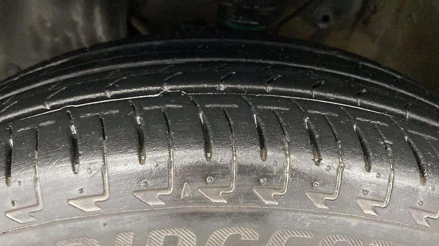 2023 Maruti IGNIS SIGMA 1.2, Petrol, Manual, 25,782 km, Left Front Tyre Tread