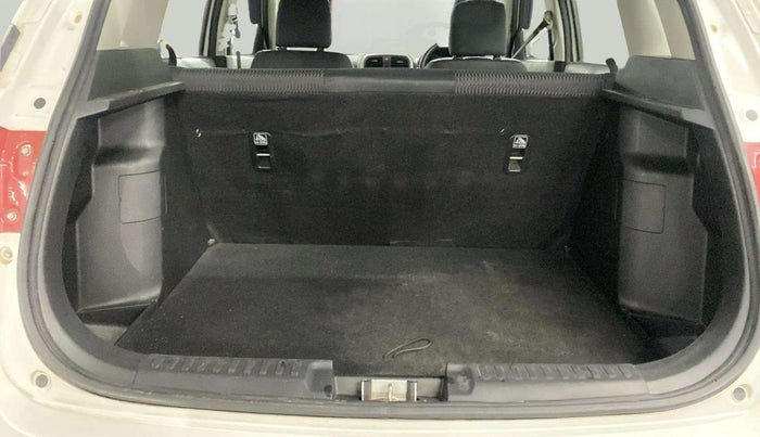 2021 Maruti Vitara Brezza LXI, Petrol, Manual, 37,392 km, Dicky (Boot door) - Parcel tray missing