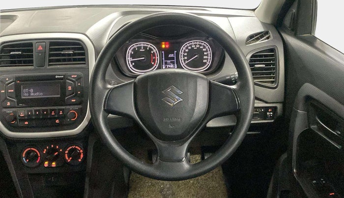 2021 Maruti Vitara Brezza LXI, Petrol, Manual, 37,392 km, Steering Wheel Close Up