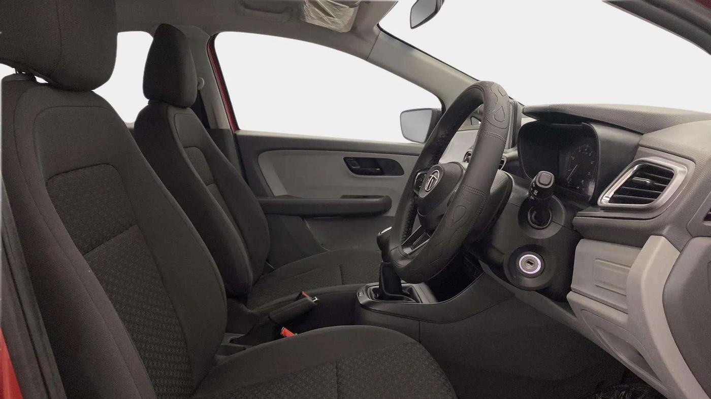 2021 Tata ALTROZ XM PLUS PETROL, Petrol, Manual, 36,177 km, Right Side Front Door Cabin