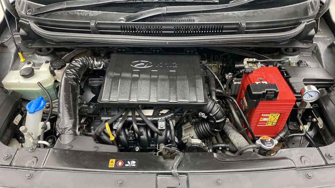 2020 Hyundai AURA S 1.2 CNG, CNG, Manual, 68,891 km, Engine View