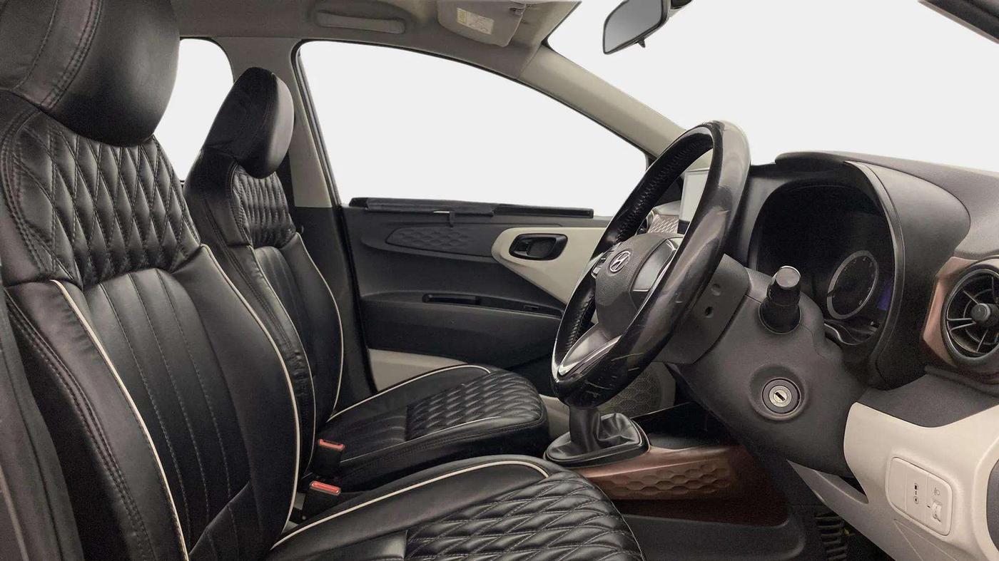 2020 Hyundai AURA S 1.2 CNG, CNG, Manual, 68,891 km, Right Side Front Door Cabin
