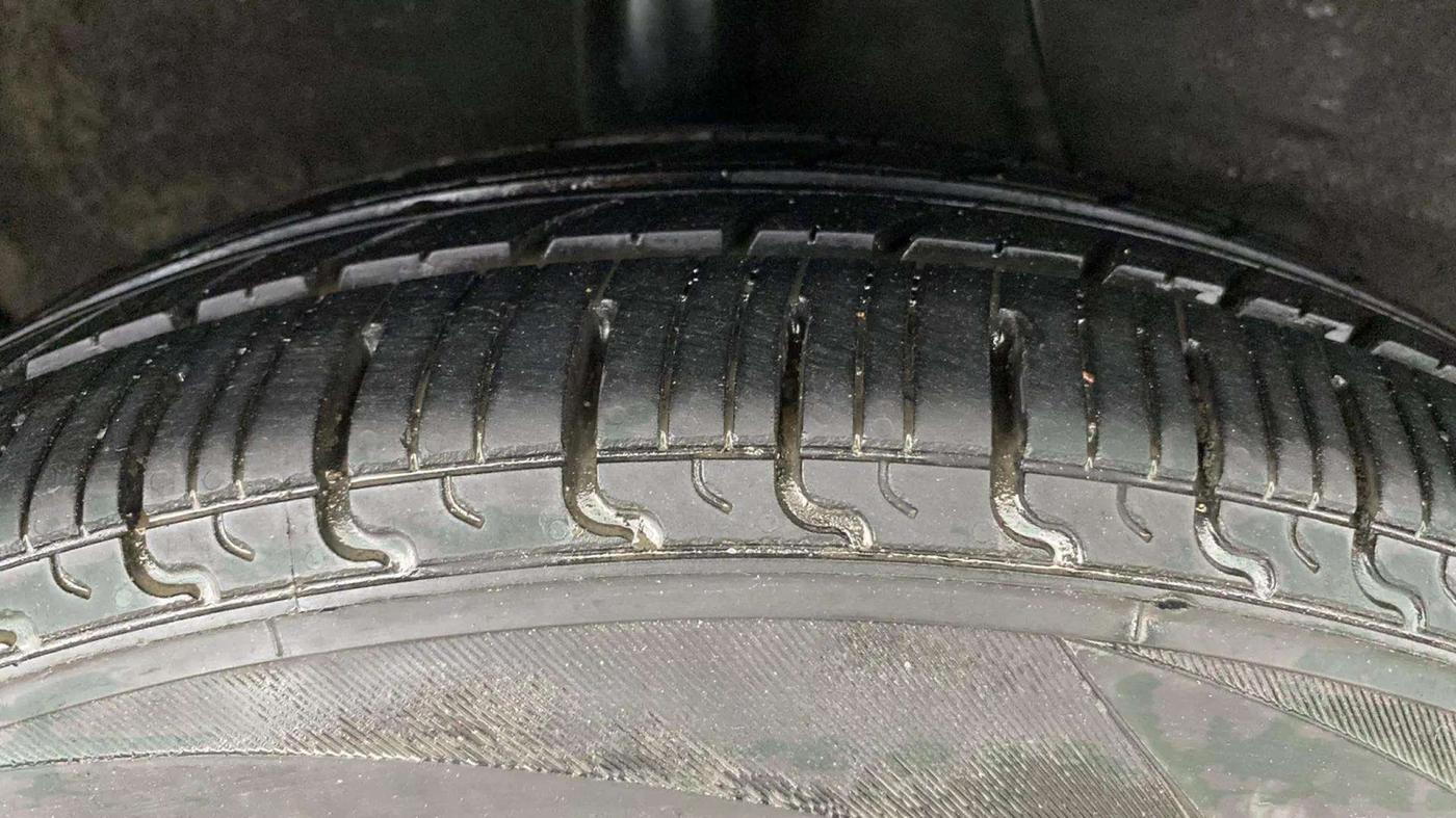 2020 Hyundai AURA S 1.2 CNG, CNG, Manual, 68,891 km, Right Rear Tyre Tread
