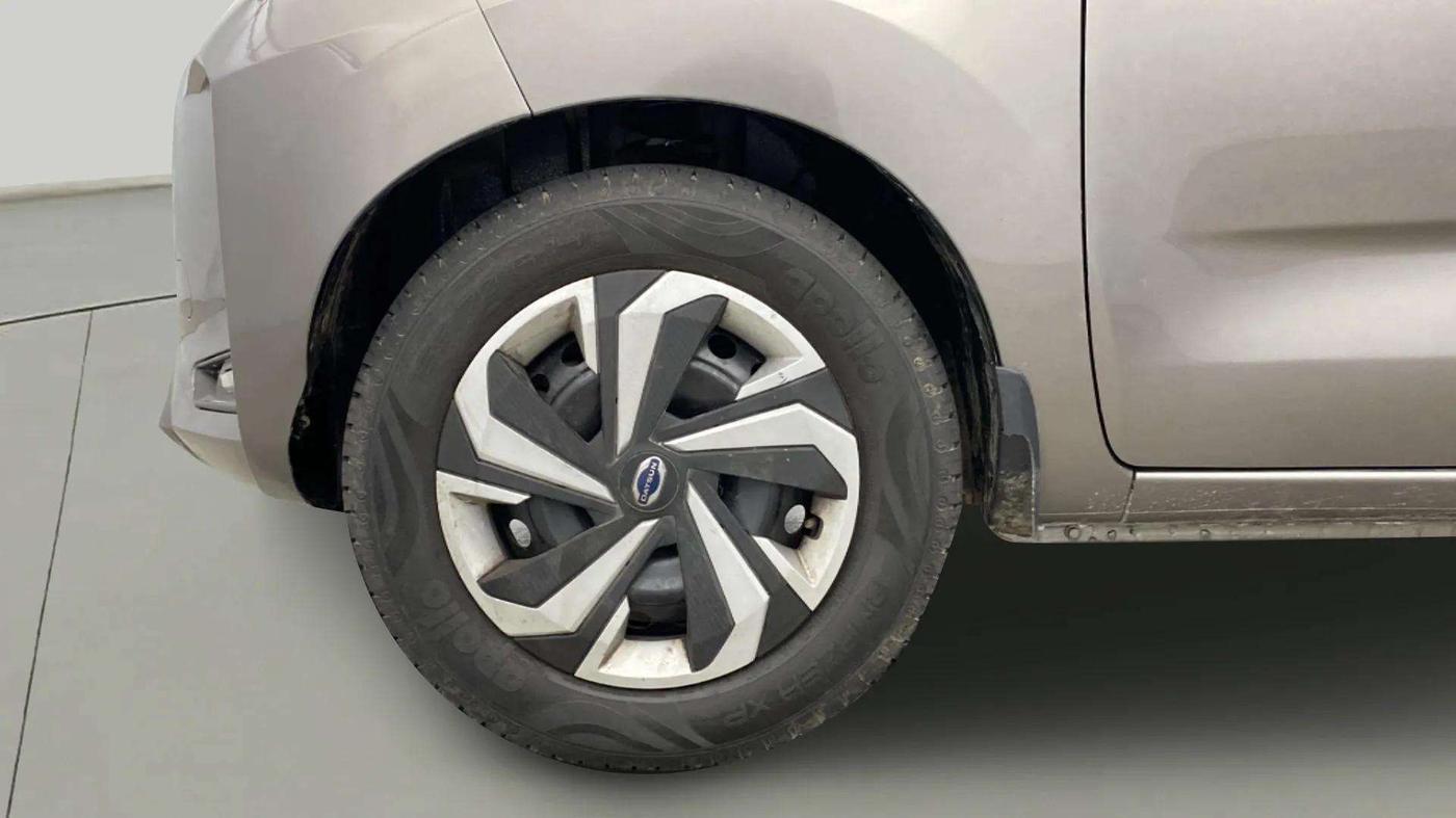 2021 Datsun Redi Go T(O), Petrol, Manual, 11,284 km, Left Front Wheel