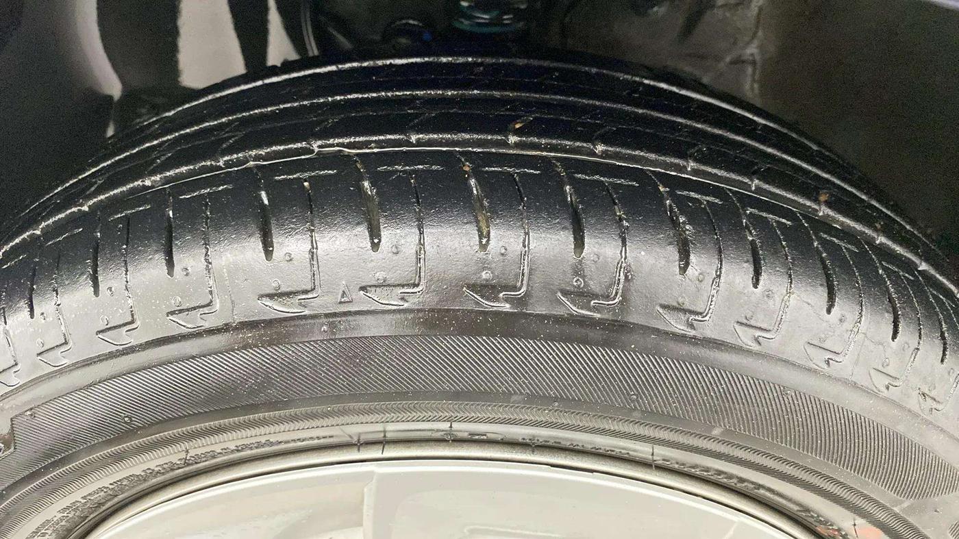2023 Maruti IGNIS SIGMA 1.2, Petrol, Manual, 23,511 km, Left Front Tyre Tread