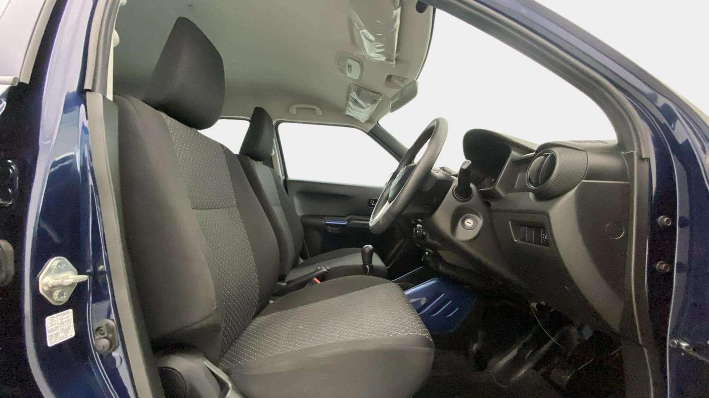 2023 Maruti IGNIS SIGMA 1.2, Petrol, Manual, 23,511 km, Right Side Front Door Cabin