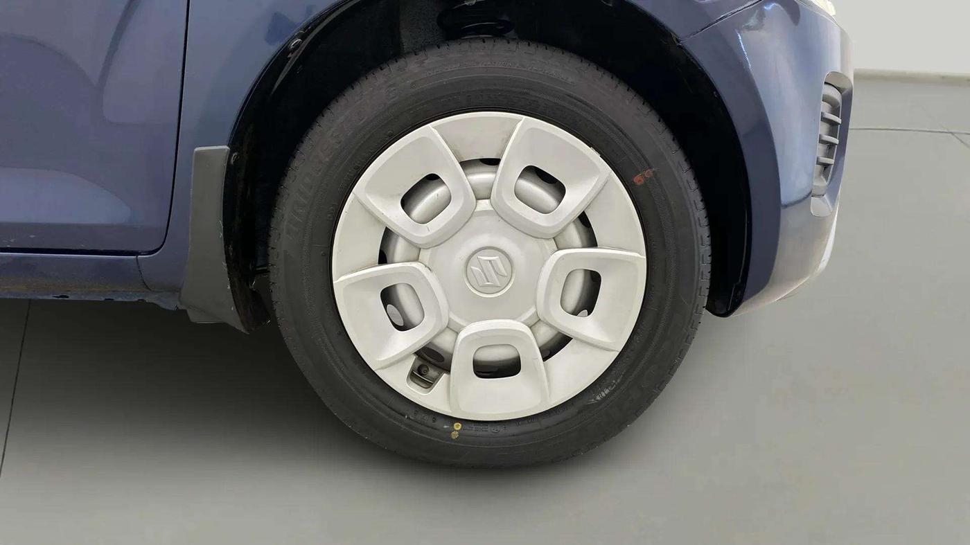 2023 Maruti IGNIS SIGMA 1.2, Petrol, Manual, 23,511 km, Right Front Wheel