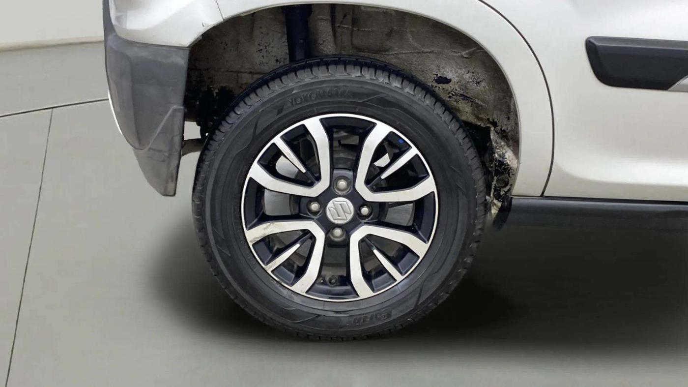 2020 Maruti S PRESSO VXI PLUS AMT, Petrol, Automatic, 84,702 km, Right Rear Wheel
