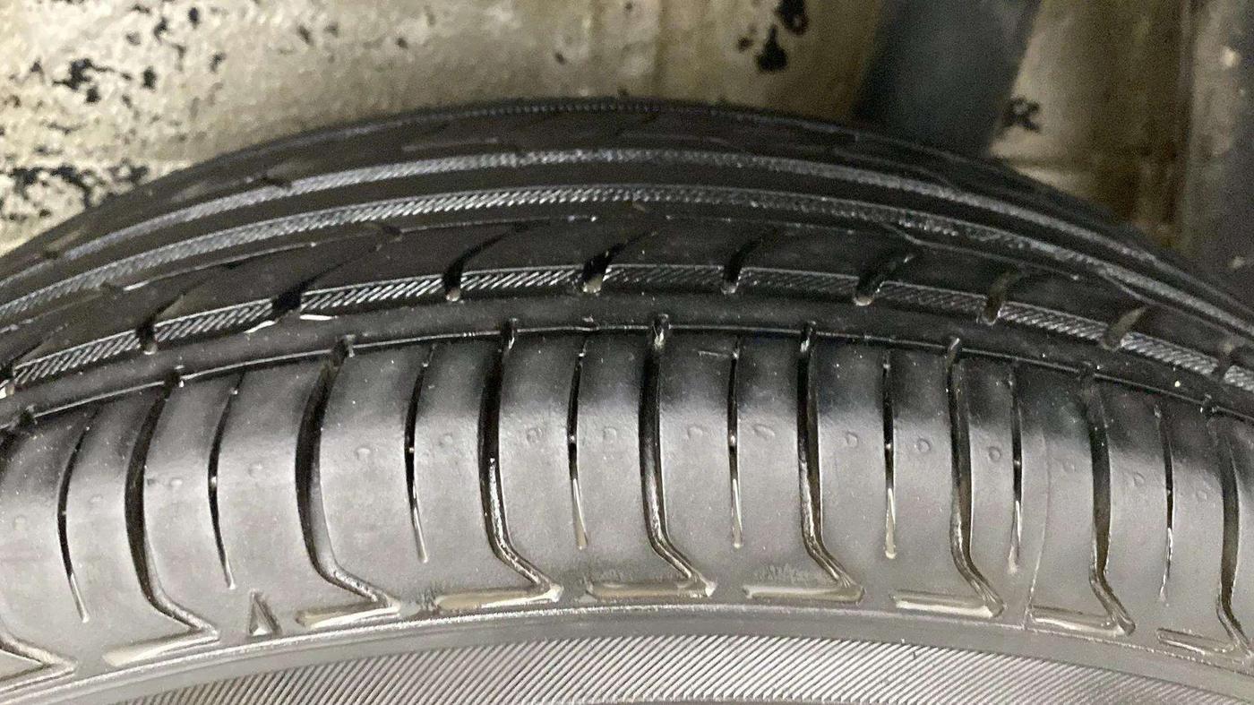 2020 Maruti S PRESSO VXI PLUS AMT, Petrol, Automatic, 84,702 km, Left Rear Tyre Tread