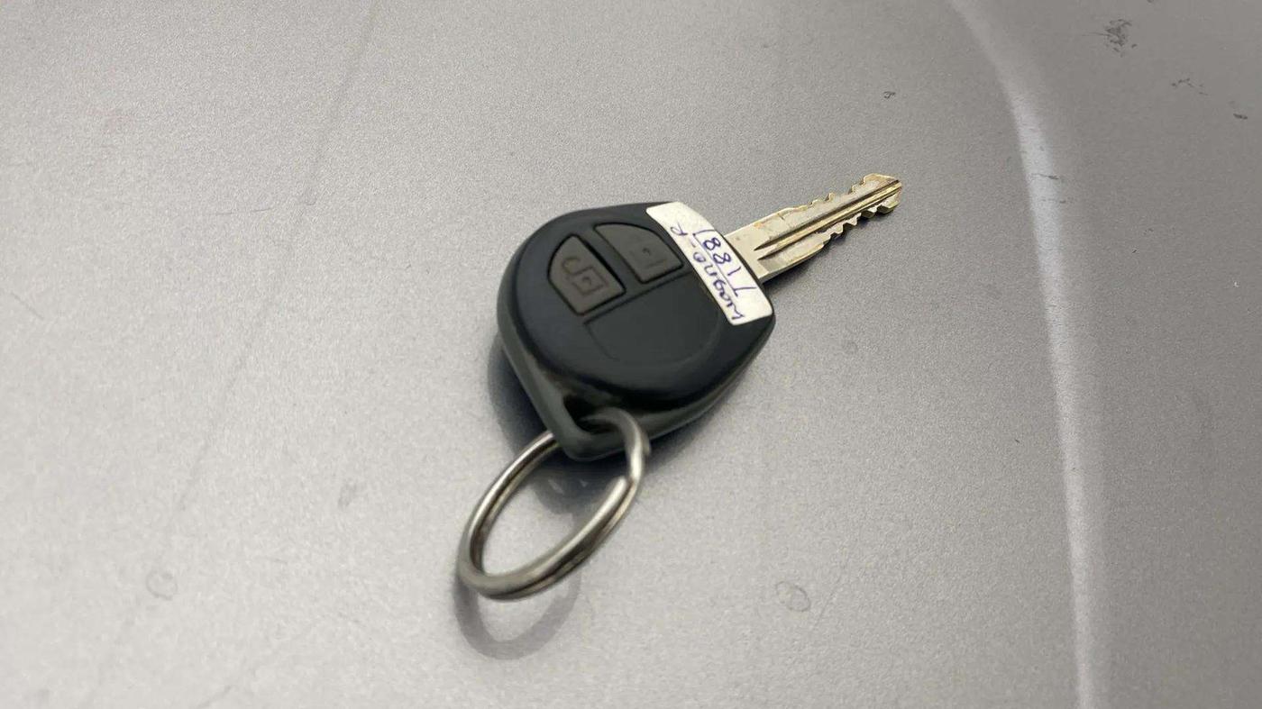 2014 Maruti Wagon R 1.0 VXI, Petrol, Manual, 11,601 km, Key Close Up