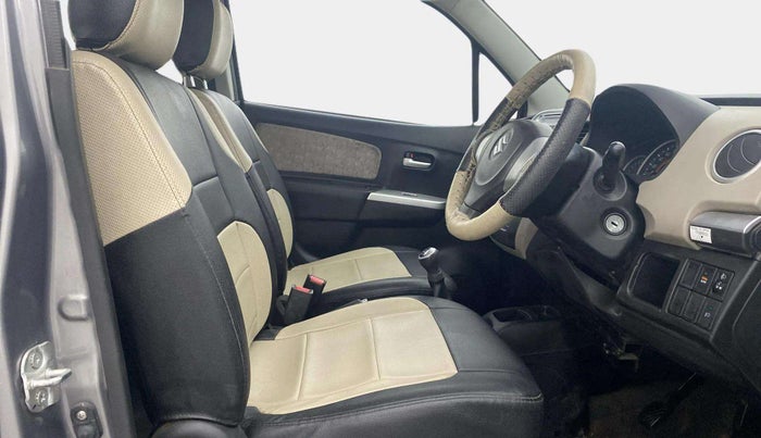 2014 Maruti Wagon R 1.0 VXI, Petrol, Manual, 11,601 km, Right Side Front Door Cabin