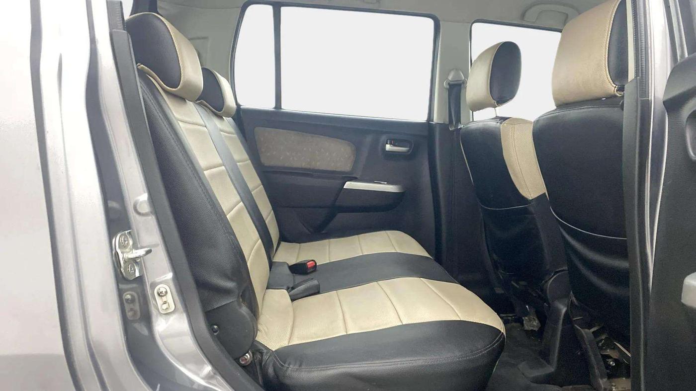 2014 Maruti Wagon R 1.0 VXI, Petrol, Manual, 11,601 km, Right Side Rear Door Cabin
