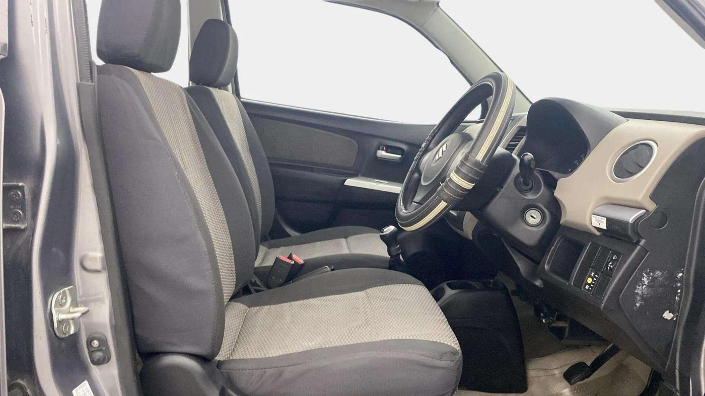 2014 Maruti Wagon R 1.0 LXI CNG, CNG, Manual, 59,298 km, Right Side Front Door Cabin