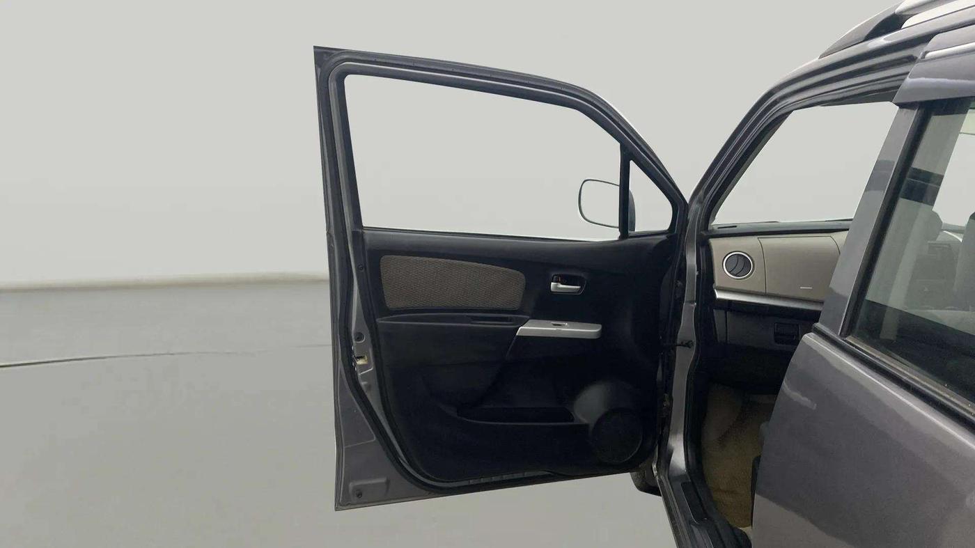 2014 Maruti Wagon R 1.0 LXI CNG, CNG, Manual, 59,298 km, LHS Front Door