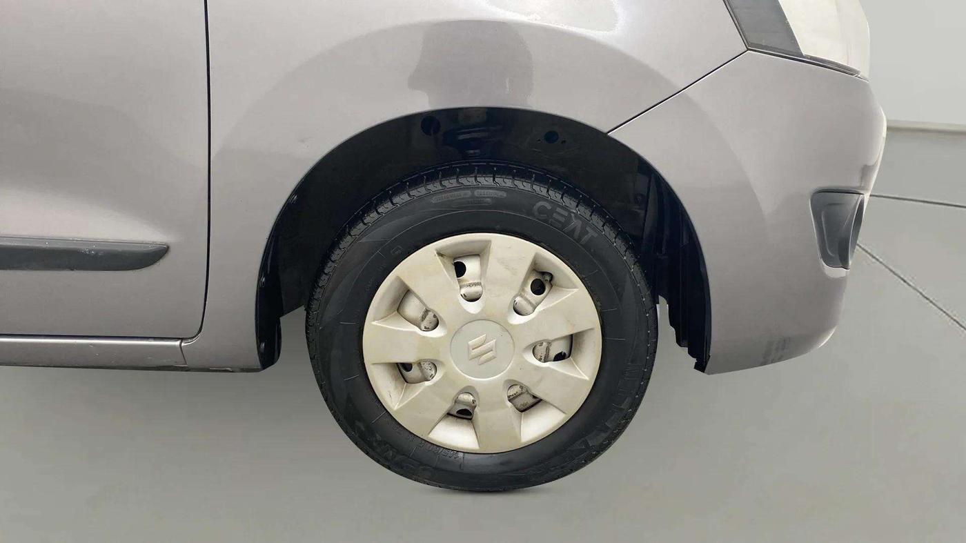 2014 Maruti Wagon R 1.0 LXI CNG, CNG, Manual, 59,298 km, Right Front Wheel