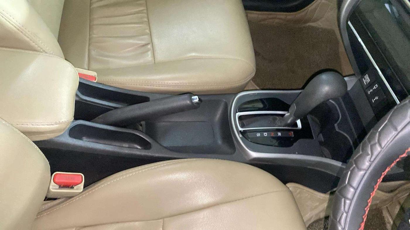 2020 Honda City 1.5L I-VTE V CVT, Petrol, Automatic, 60,282 km, Gear Lever