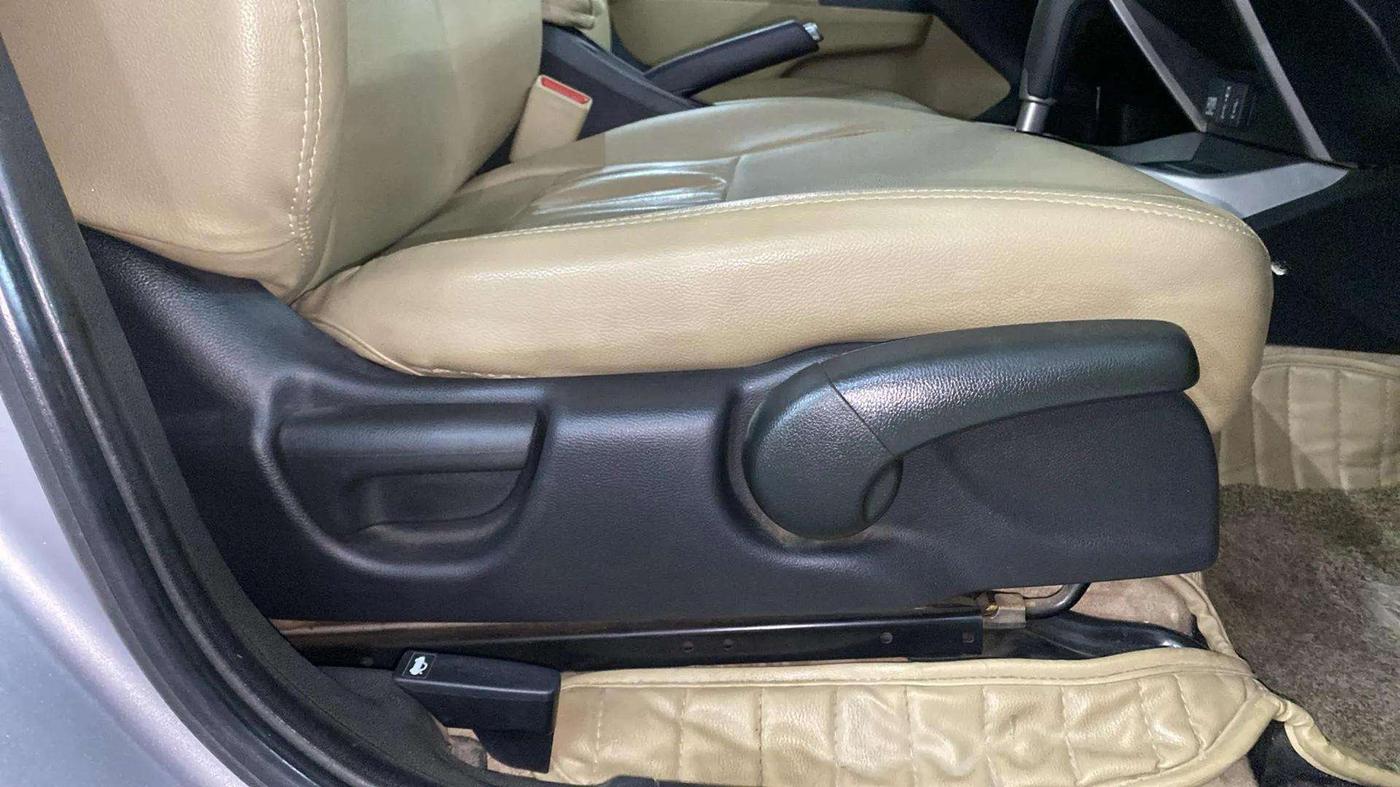 2020 Honda City 1.5L I-VTE V CVT, Petrol, Automatic, 60,282 km, Driver Side Adjustment Panel