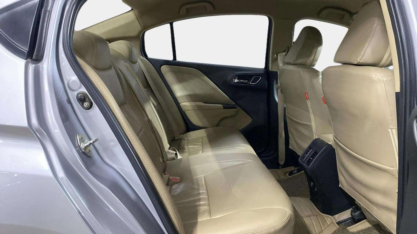 2020 Honda City 1.5L I-VTE V CVT, Petrol, Automatic, 60,282 km, Right Side Rear Door Cabin
