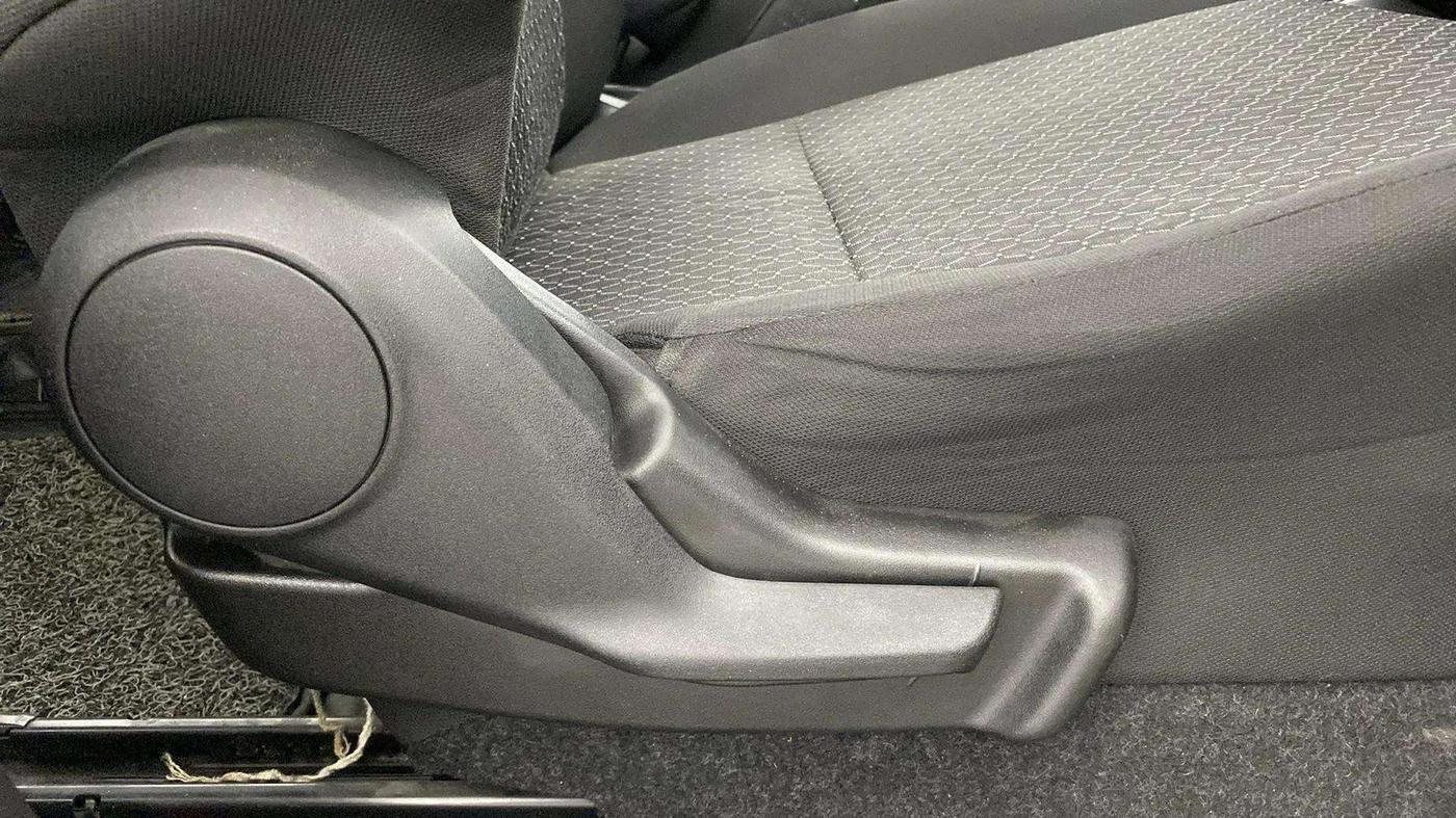 2022 Maruti IGNIS SIGMA 1.2, Petrol, Manual, 16,274 km, Driver Side Adjustment Panel
