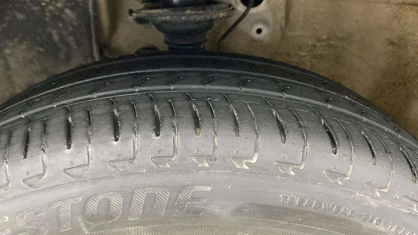 2022 Maruti IGNIS SIGMA 1.2, Petrol, Manual, 16,274 km, Left Front Tyre Tread