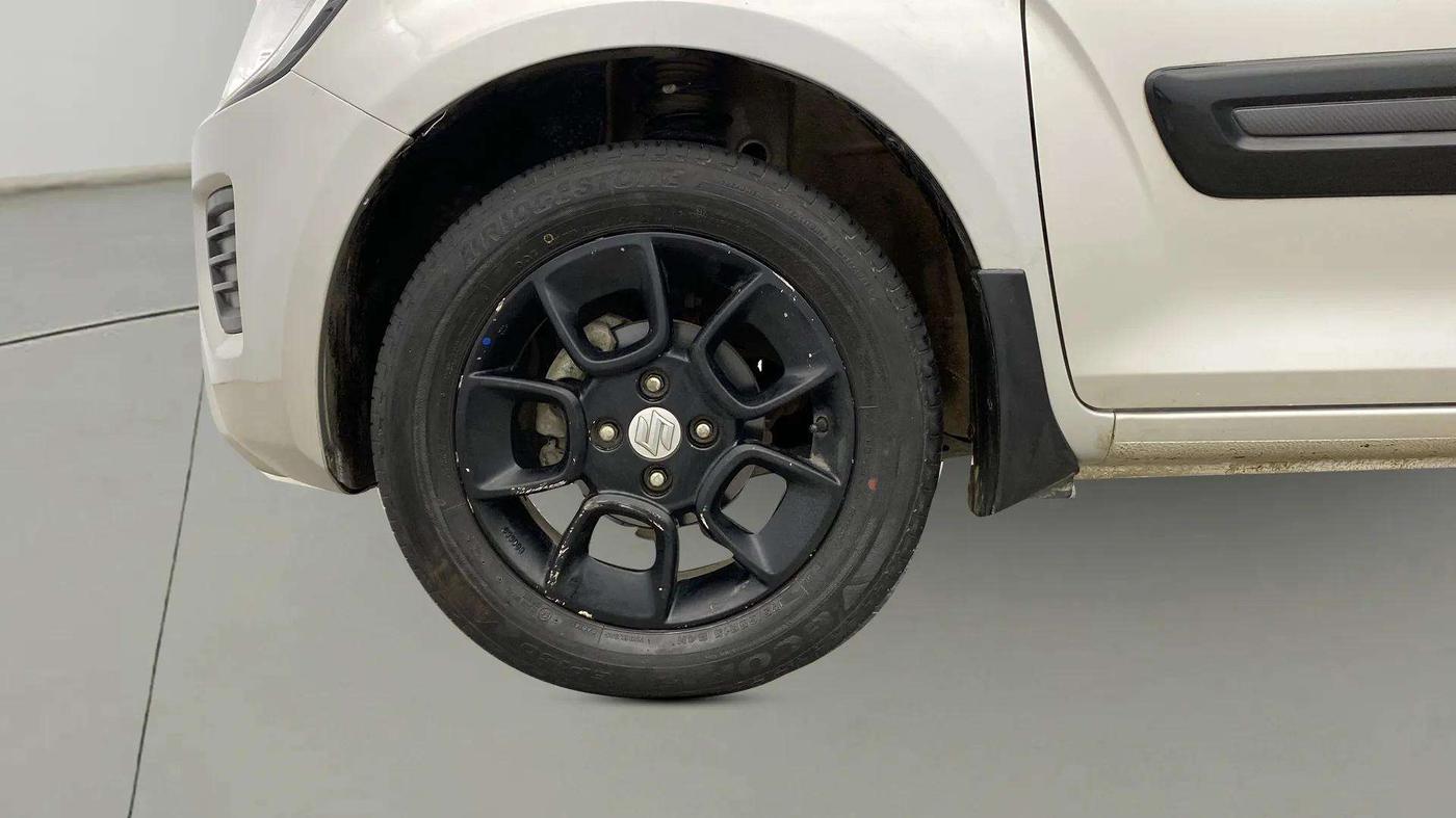 2022 Maruti IGNIS SIGMA 1.2, Petrol, Manual, 16,274 km, Left Front Wheel