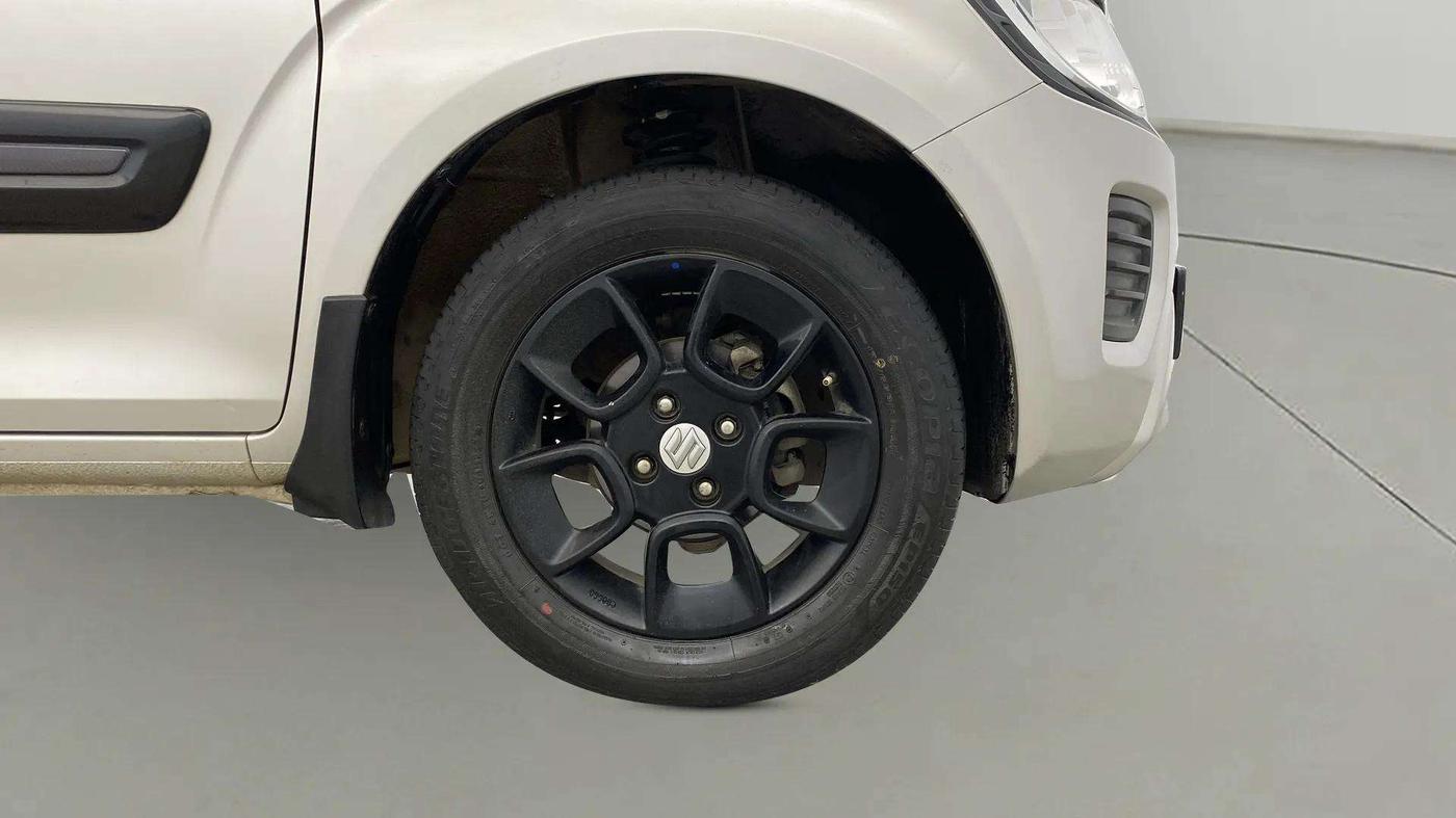 2022 Maruti IGNIS SIGMA 1.2, Petrol, Manual, 16,274 km, Right Front Wheel