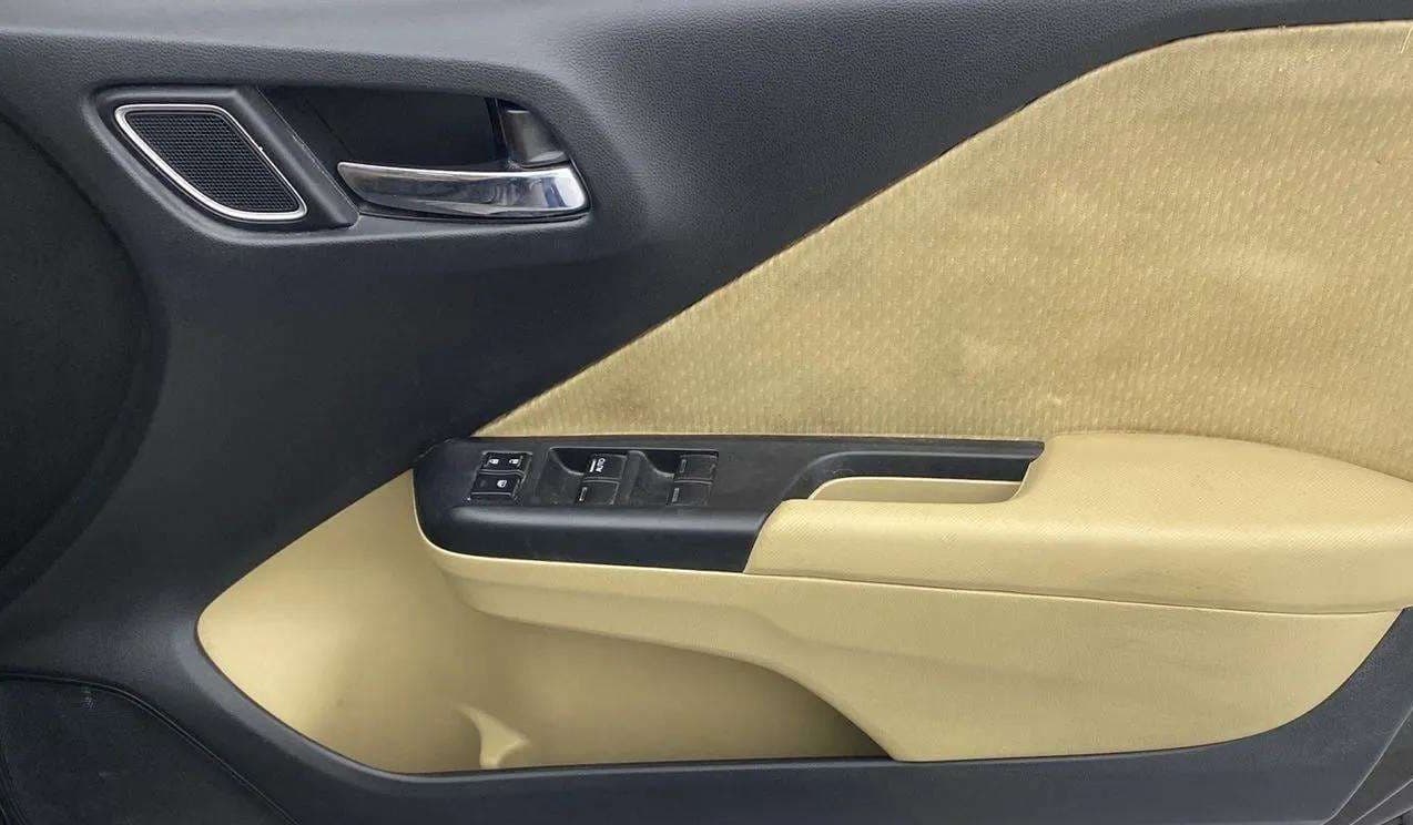 2018 Honda City 1.5L I-VTEC V MT, Petrol, Manual, 61,492 km, Driver Side Door Panels Control