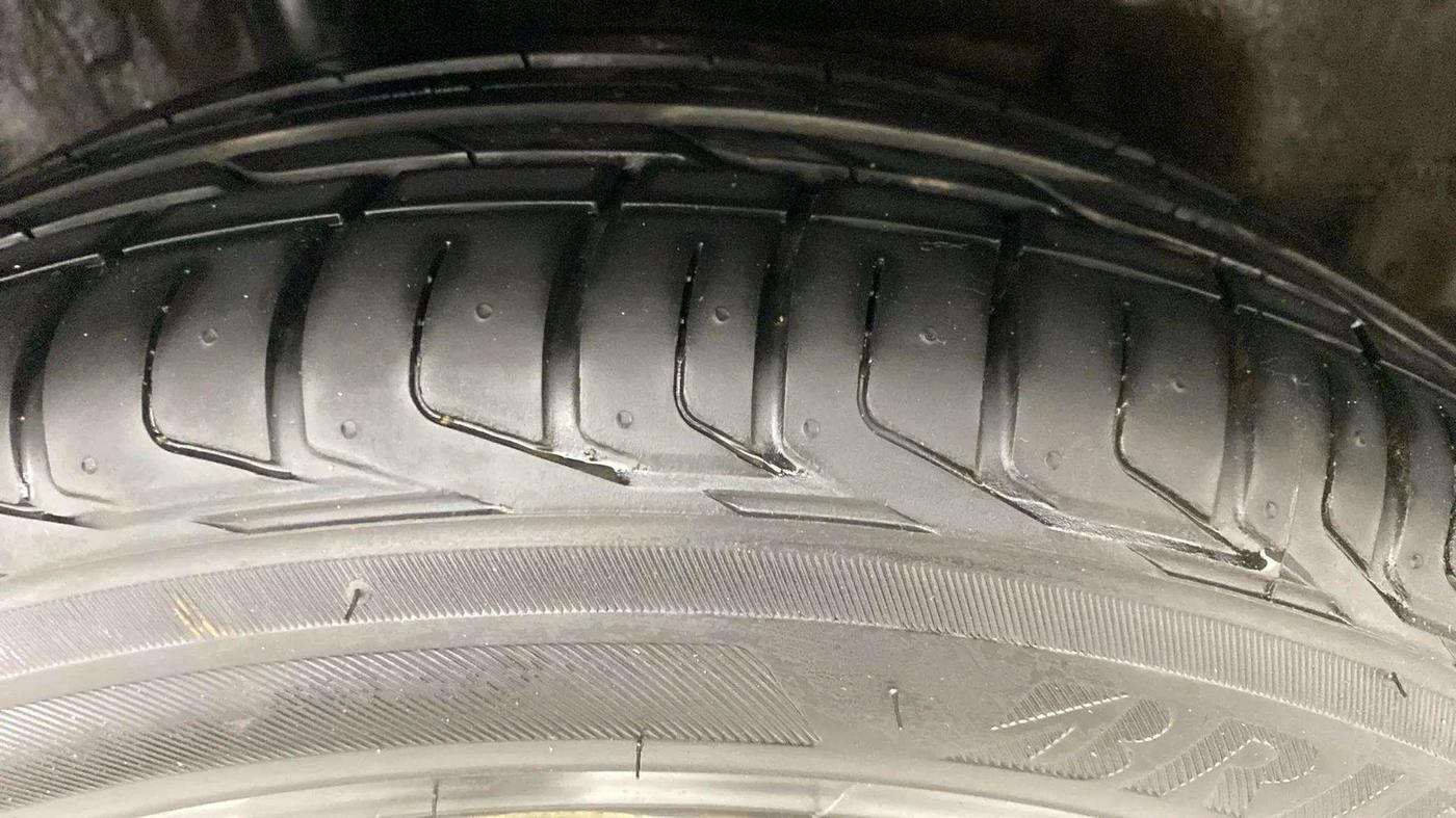 2017 Honda WR-V 1.2L I-VTEC VX MT, Petrol, Manual, 45,554 km, Right Rear Tyre Tread